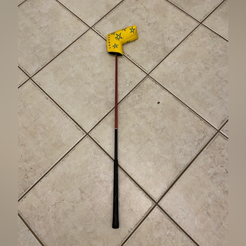 Lynx HXi Iron golf club with head cover!!
